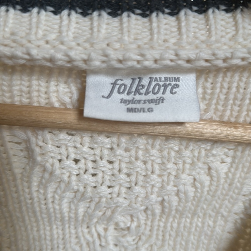 TAYLOR SWIFT FOLKLORE CARDIGAN - Picture 4 of 9